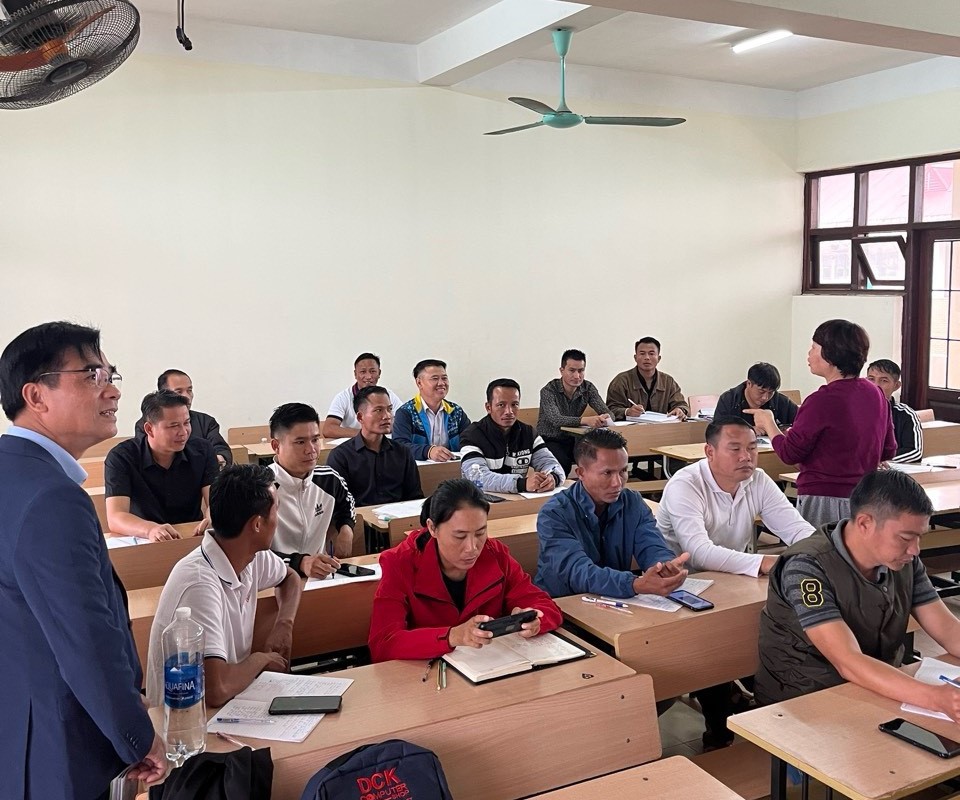 Vietnamese Language Training for international students at Hung Vuong University